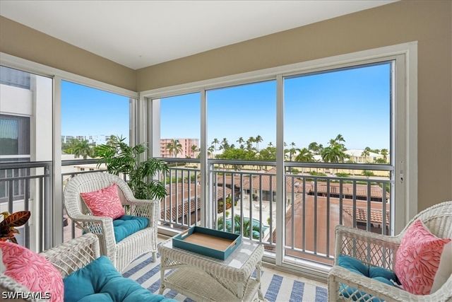 2600 Gulf Shore BLVD N 42, Naples, FL 34103
