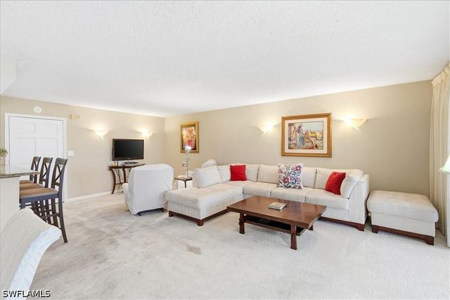 2600 Gulf Shore BLVD N 42, Naples, FL 34103