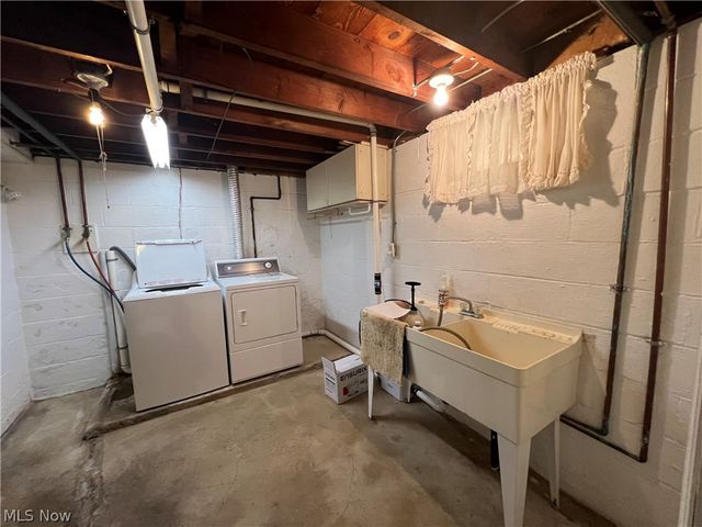 6030 Firestone Road NE, Canton, OH 44721