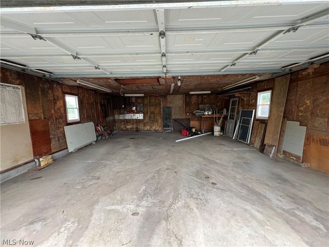 6030 Firestone Road NE, Canton, OH 44721