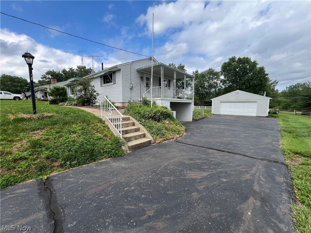 6030 Firestone Road NE, Canton, OH 44721