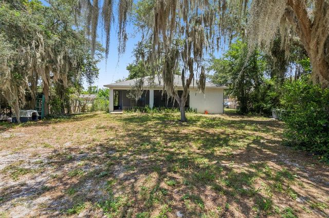 11526 HUGGINS STREET, Leesburg, FL 34788