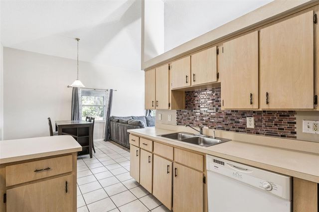 11526 HUGGINS STREET, Leesburg, FL 34788