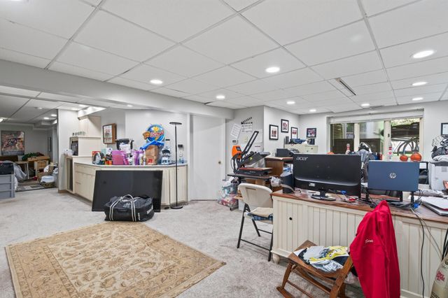 7001 Beacon Circle, Eden Prairie, MN 55346