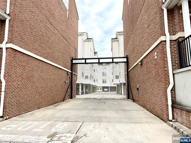 200 Dey Street 258, Harrison, NJ 07029