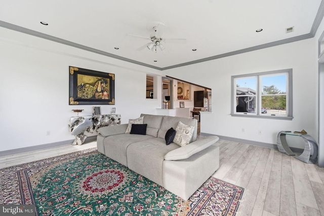 11641 GLEN RD, Potomac, MD 20854