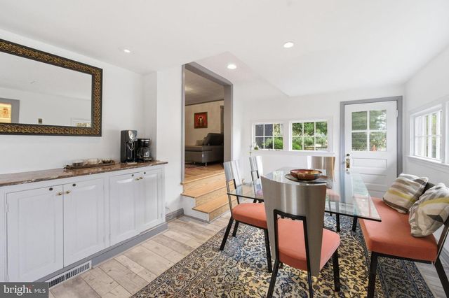 11641 GLEN RD, Potomac, MD 20854