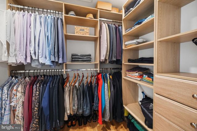 11641 GLEN RD, Potomac, MD 20854