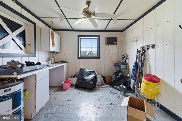 11641 GLEN RD, Potomac, MD 20854