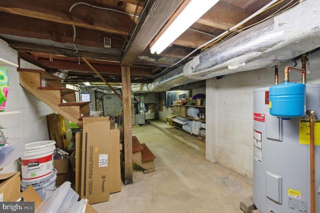 11641 GLEN RD, Potomac, MD 20854