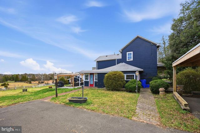 11641 GLEN RD, Potomac, MD 20854