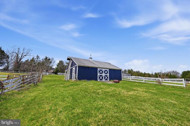 11641 GLEN RD, Potomac, MD 20854