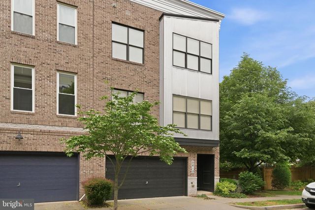 5610 LUSTINE, Hyattsville, MD 20781