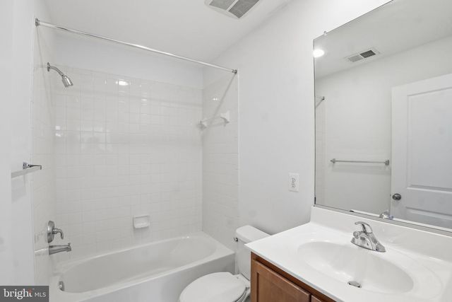 5610 LUSTINE, Hyattsville, MD 20781