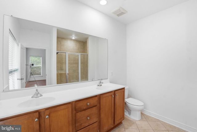 5610 LUSTINE, Hyattsville, MD 20781