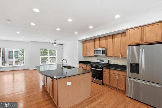 5610 LUSTINE, Hyattsville, MD 20781