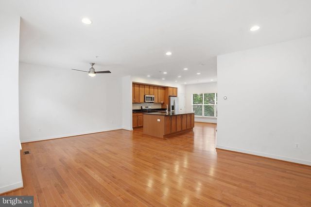 5610 LUSTINE, Hyattsville, MD 20781