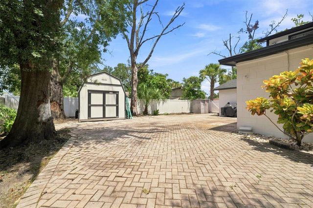 7314 WOODKIRK COURT, Tampa, FL 33634
