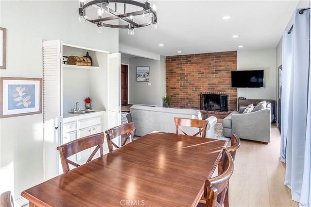 26 Belmonte, Irvine, CA 92620