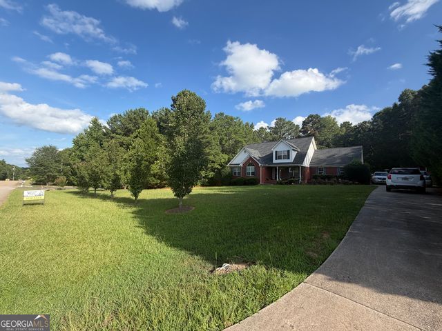 114 Brushy Creek Lane, Jackson, GA 30233