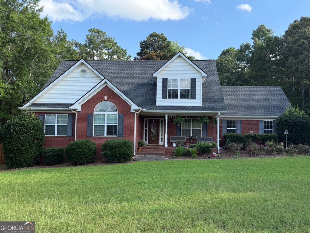 114 Brushy Creek Lane, Jackson, GA 30233