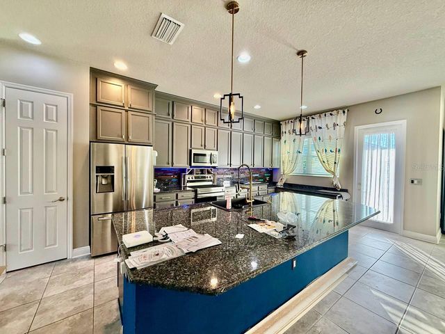 6414 SALT CREEK AVENUE, Apollo Beach, FL 33572