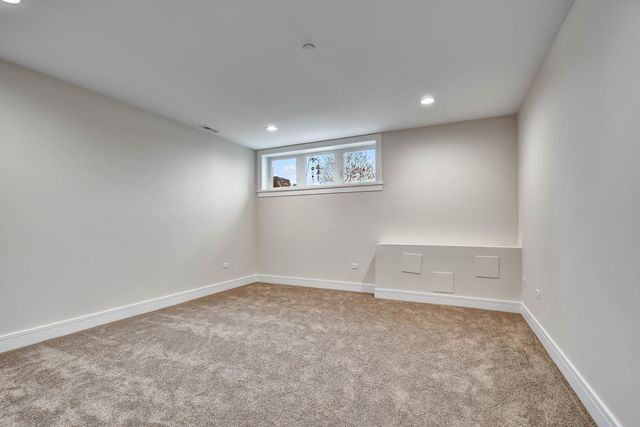 8332 S 78th Court, Justice, IL 60458