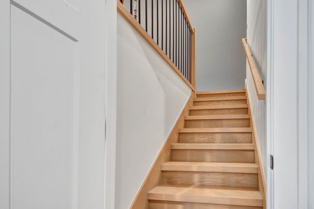 8332 S 78th Court, Justice, IL 60458