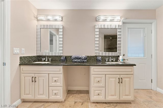 2252 Buckingham Court, Henderson, NV 89074