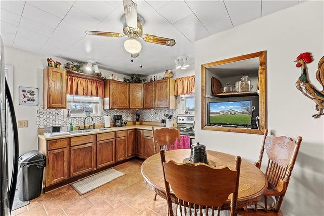 314 NE 550th Road, Warrensburg, MO 64093