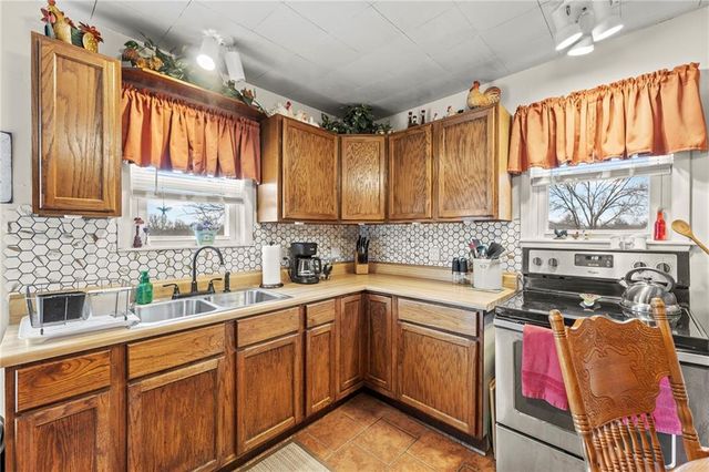 314 NE 550th Road, Warrensburg, MO 64093