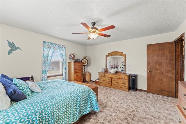 314 NE 550th Road, Warrensburg, MO 64093