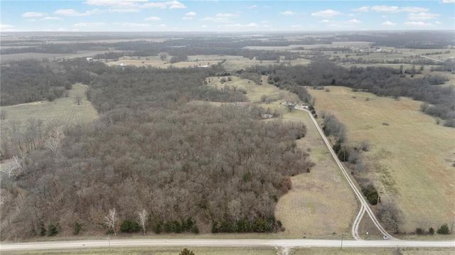 314 NE 550th Road, Warrensburg, MO 64093