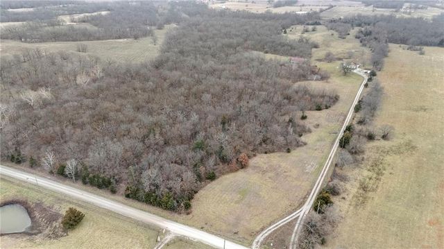 314 NE 550th Road, Warrensburg, MO 64093