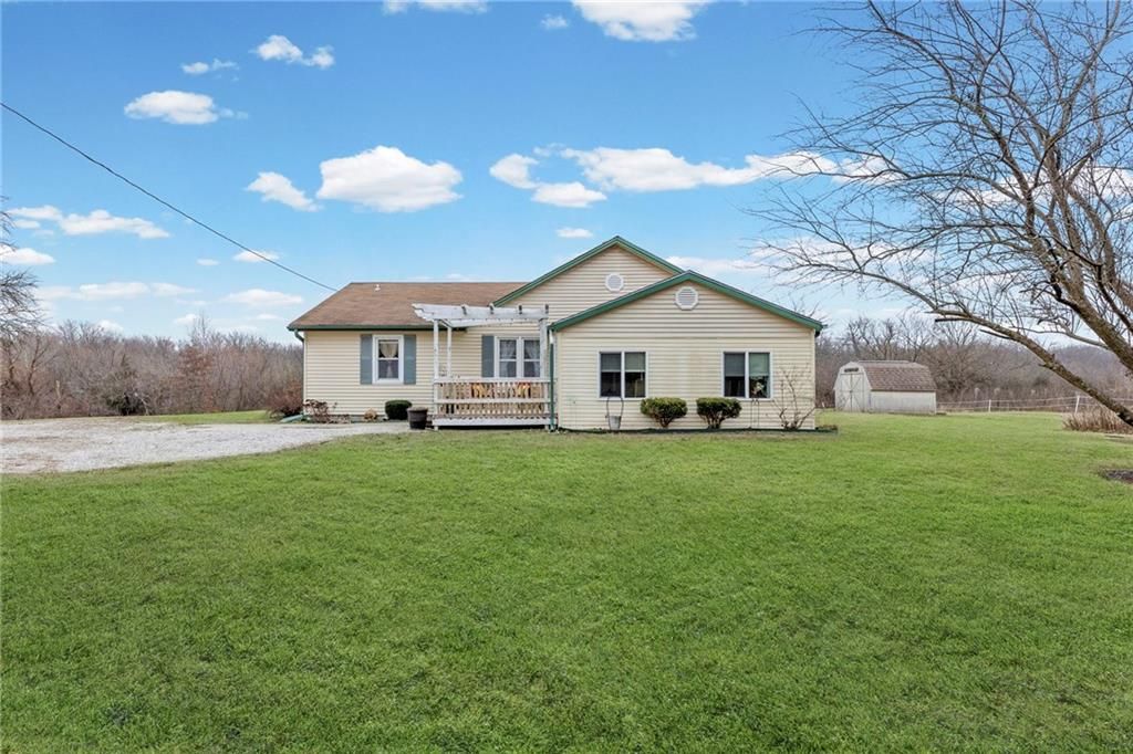 314 NE 550th Road, Warrensburg, MO 64093
