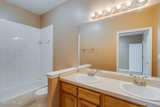 6085 W Bolivar Street, Bay Saint Louis, MS 39520