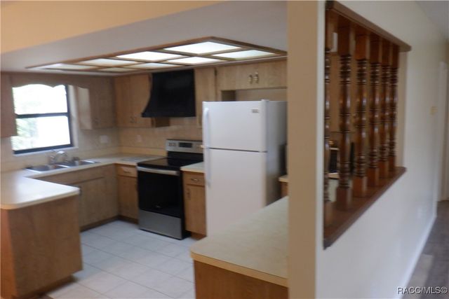 9282 N Citrus Springs Boulevard, Citrus Springs, FL 34434