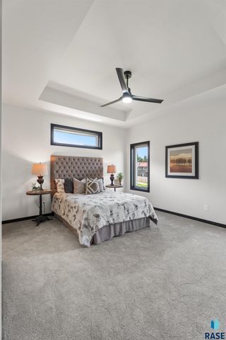 1113 S Foss Ave Avenue, Sioux Falls, SD 57110