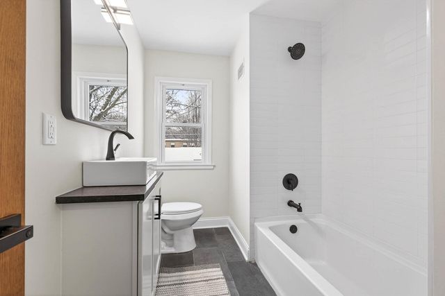 5513 24th Avenue S, Minneapolis, MN 55417