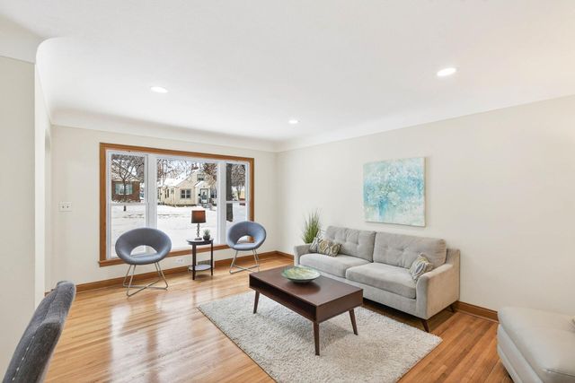 5513 24th Avenue S, Minneapolis, MN 55417