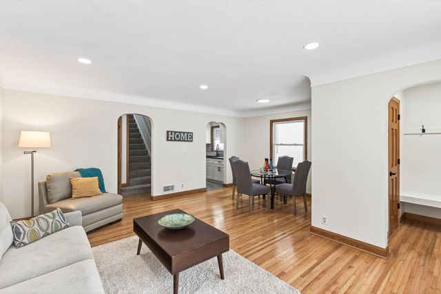 5513 24th Avenue S, Minneapolis, MN 55417