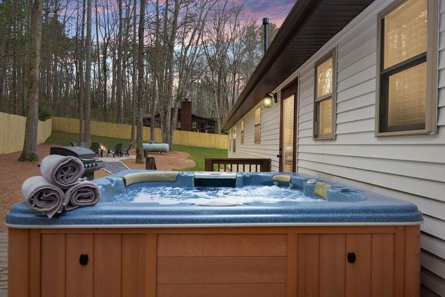 45 Wilderness Trail, Blue Ridge, GA 30513