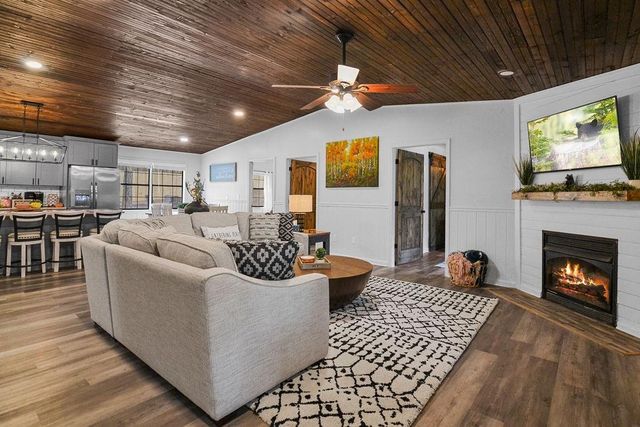 45 Wilderness Trail, Blue Ridge, GA 30513