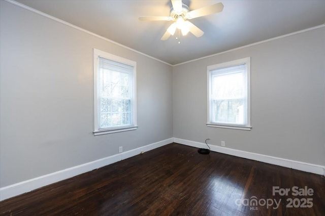 1027 Holland Avenue, Gastonia, NC 28052