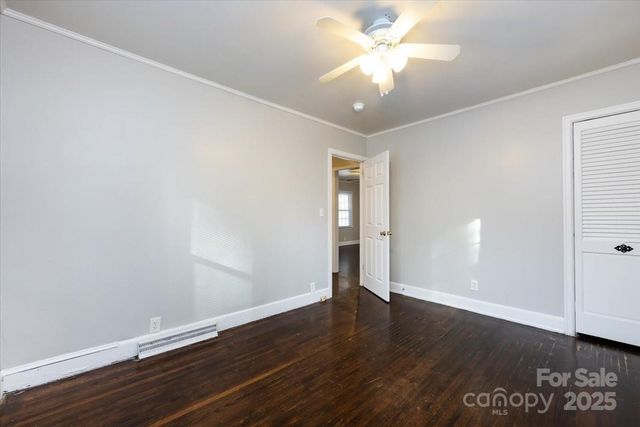 1027 Holland Avenue, Gastonia, NC 28052