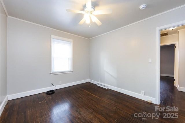 1027 Holland Avenue, Gastonia, NC 28052