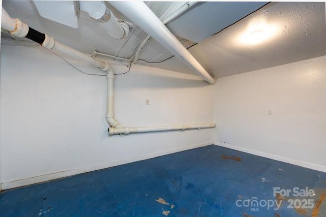 1027 Holland Avenue, Gastonia, NC 28052