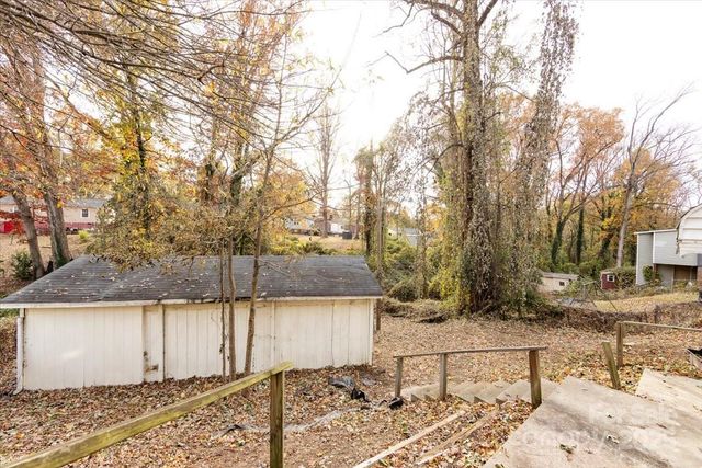 1027 Holland Avenue, Gastonia, NC 28052