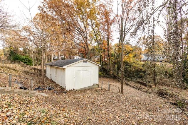 1027 Holland Avenue, Gastonia, NC 28052