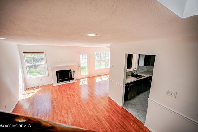 214 Paddington Court 6-4, Manalapan, NJ 07726